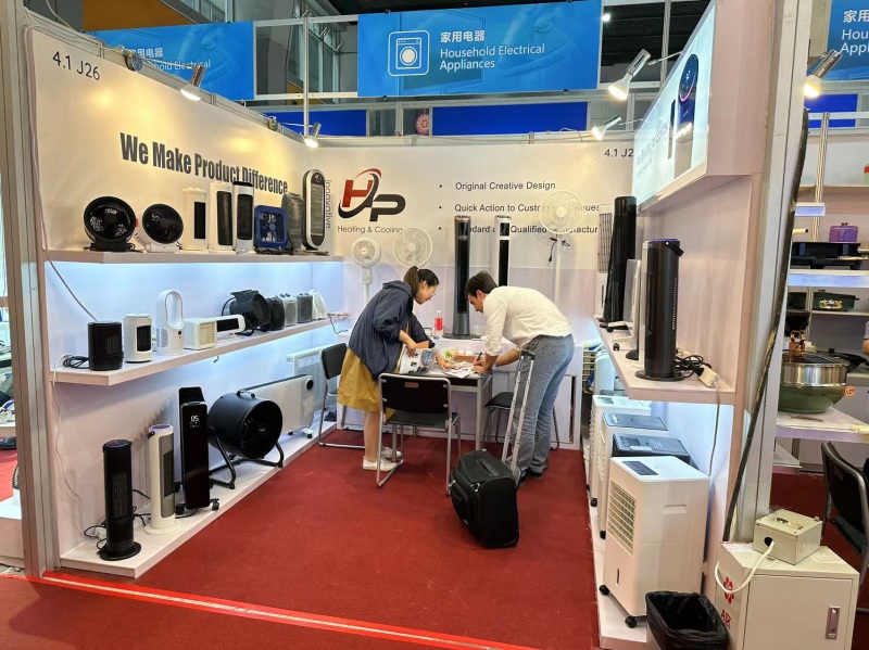 133 canton fair evaporative cooler and heater.jpg